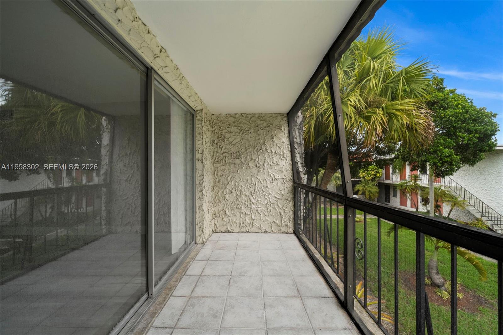 CASA GRANADA CONDO - Residential