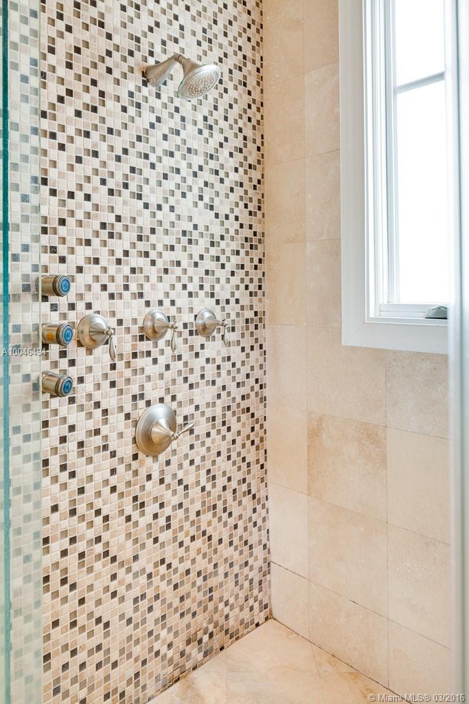 Hughes Cove - Residential