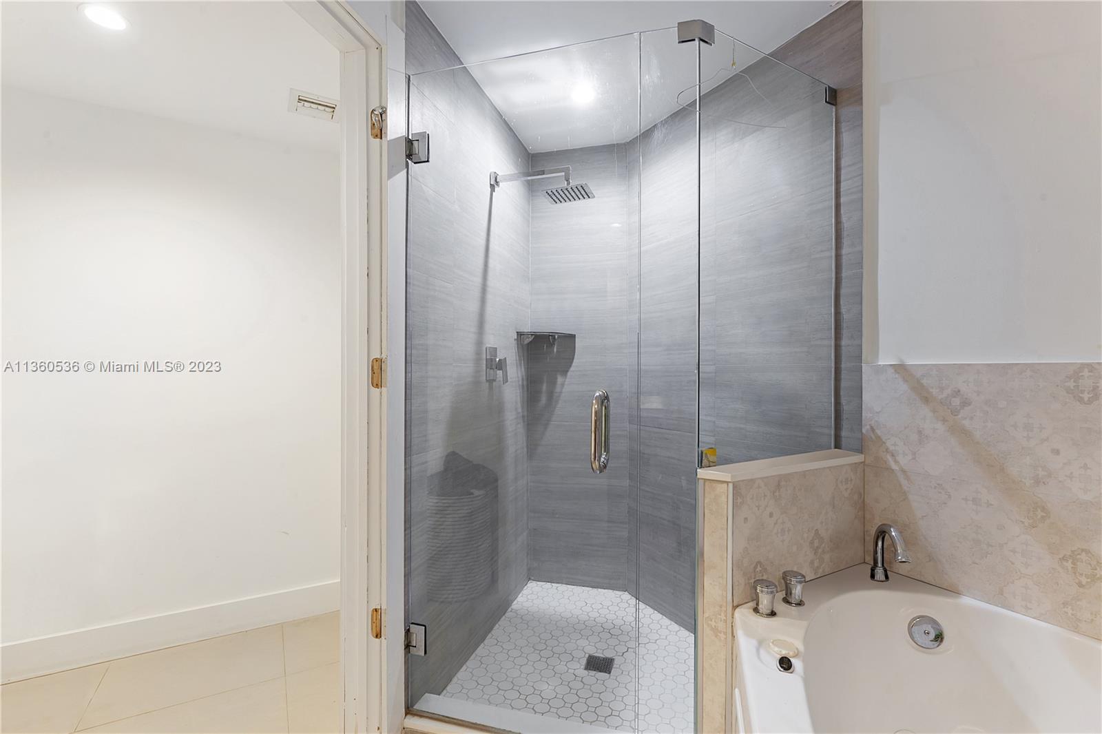 THREE TEQUESTA POINT CONDO - Residential