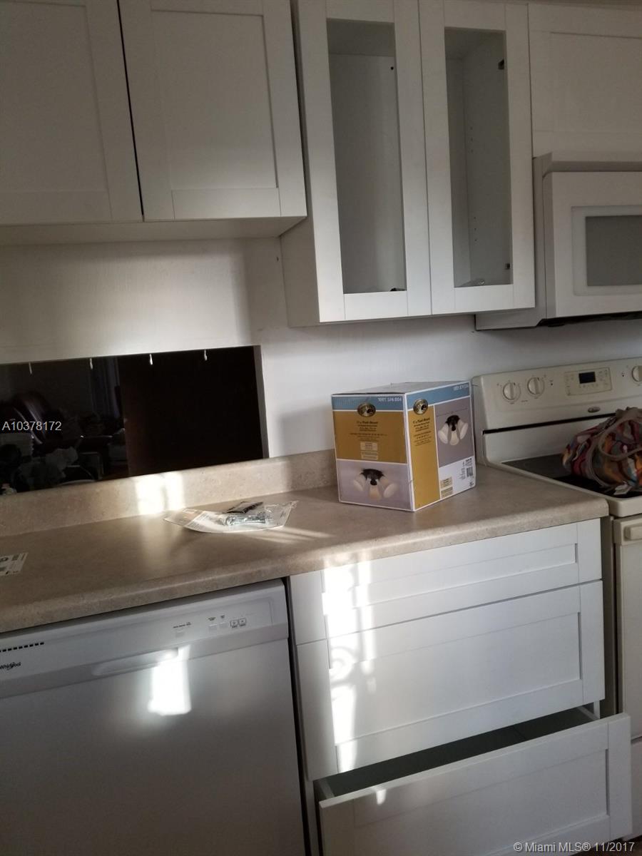 DANIANS NORTH CONDO - Residential Lease