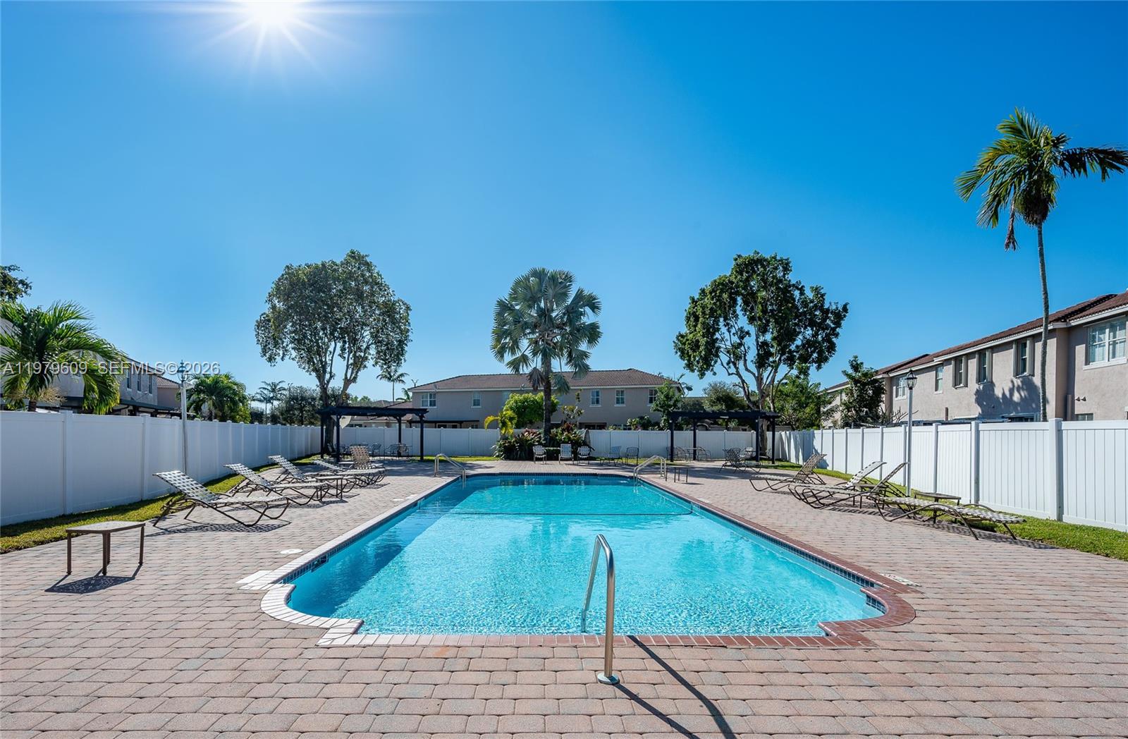 RIVERSIDE AT BISC NATL PK - Residential