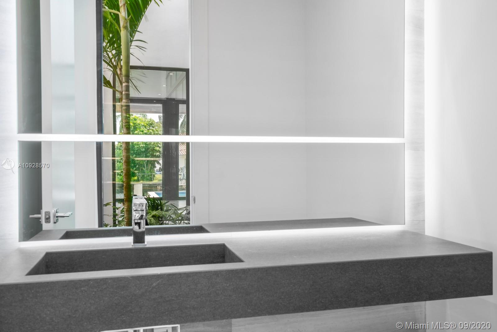 EASTERN SHORES 1ST ADDN - Residential