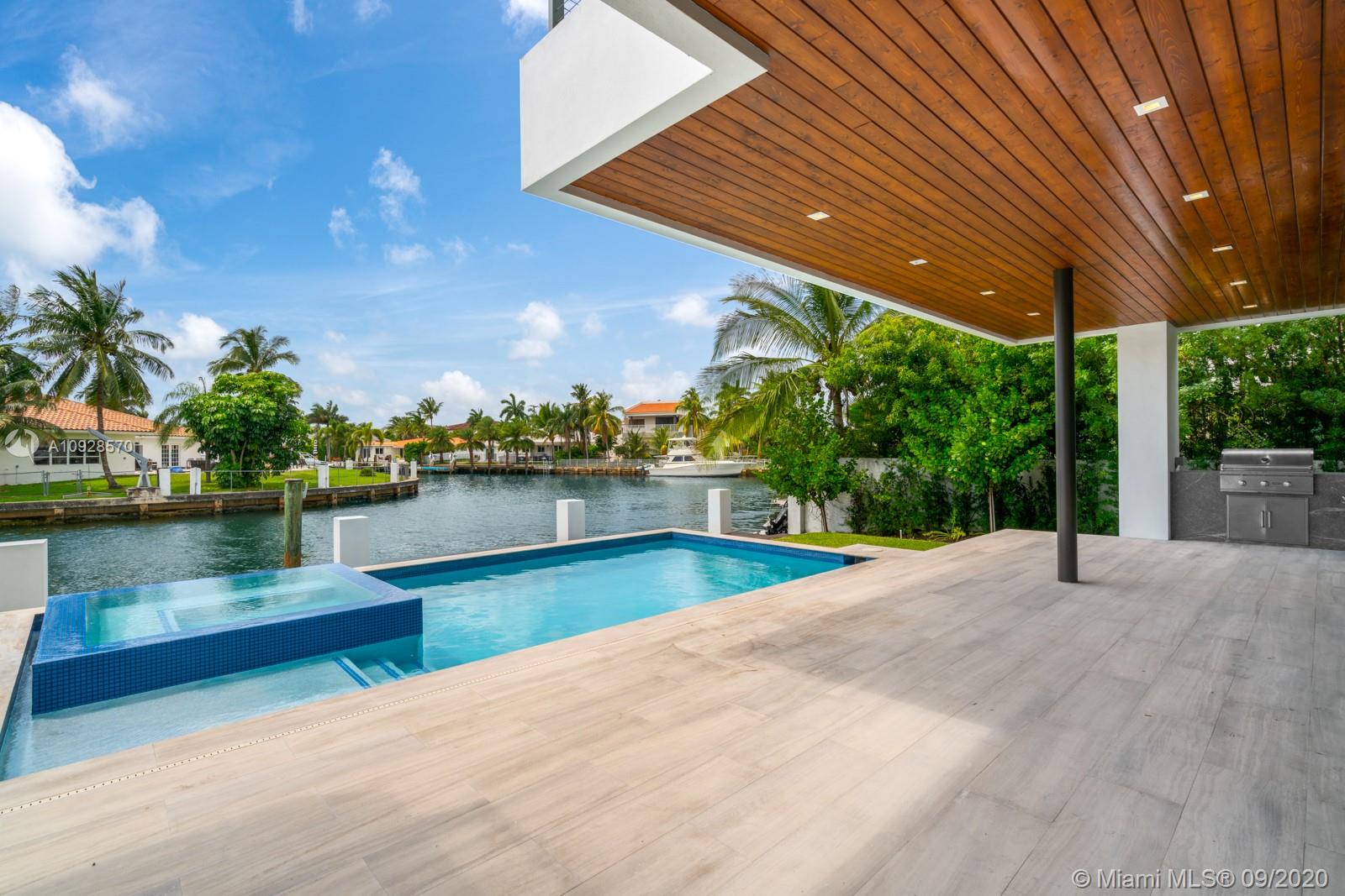 EASTERN SHORES 1ST ADDN - Residential