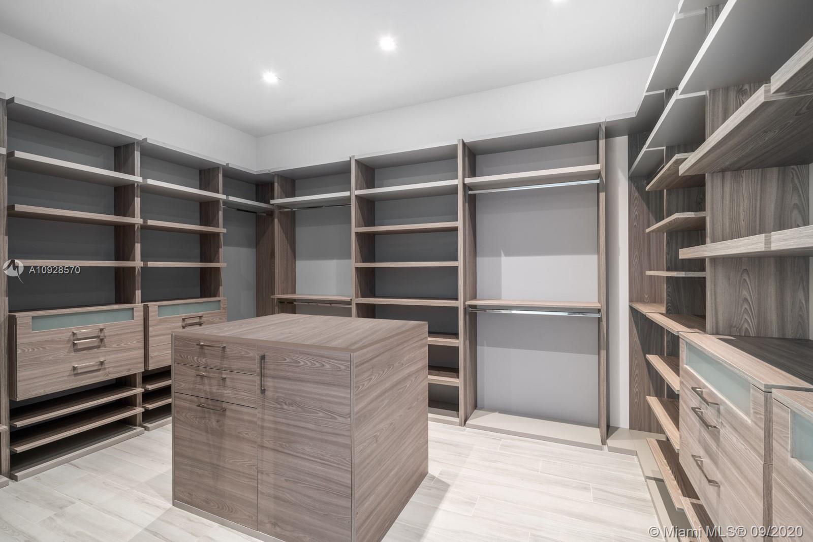 EASTERN SHORES 1ST ADDN - Residential