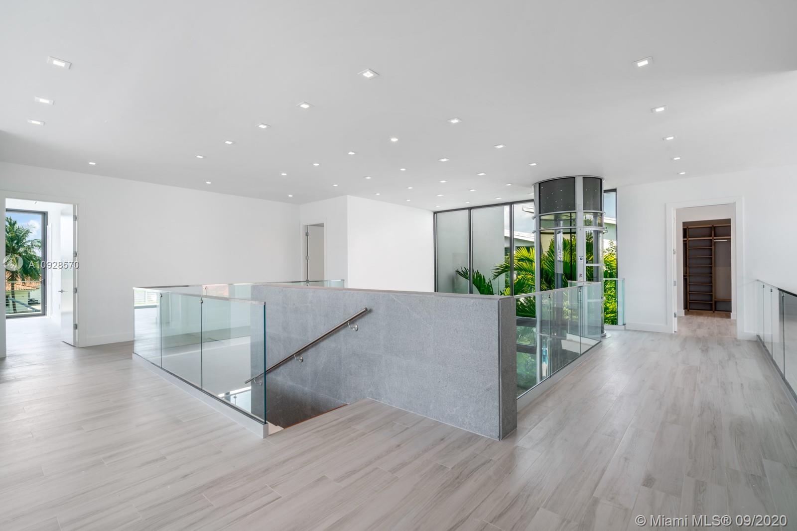 EASTERN SHORES 1ST ADDN - Residential