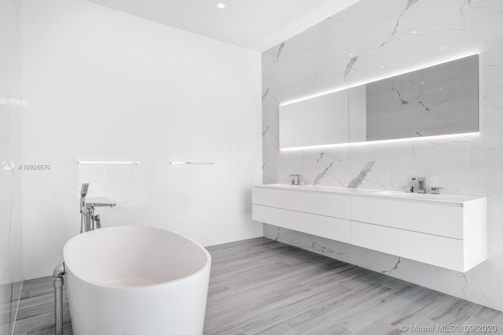 EASTERN SHORES 1ST ADDN - Residential