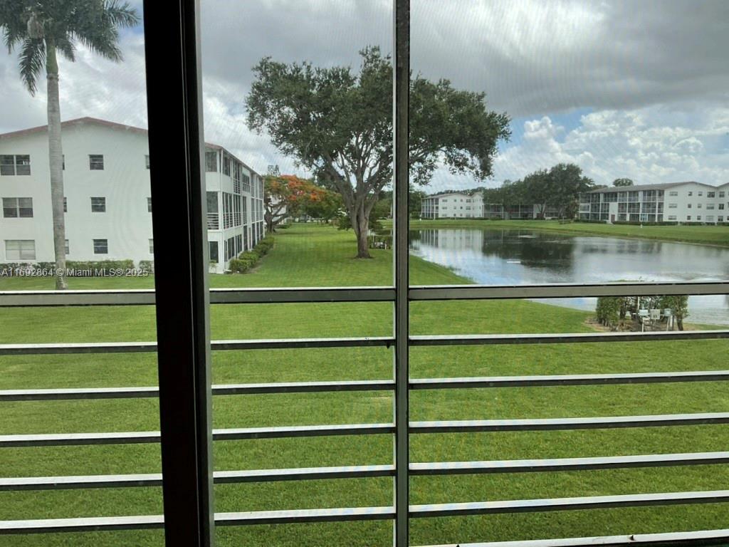 FANSHAW AT CENTURY VILLAG - Residential Lease
