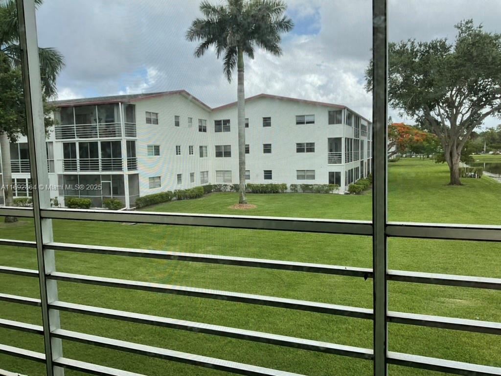 FANSHAW AT CENTURY VILLAG - Residential Lease