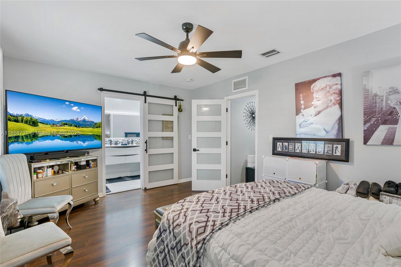 MANDARIN LAKES - Residential