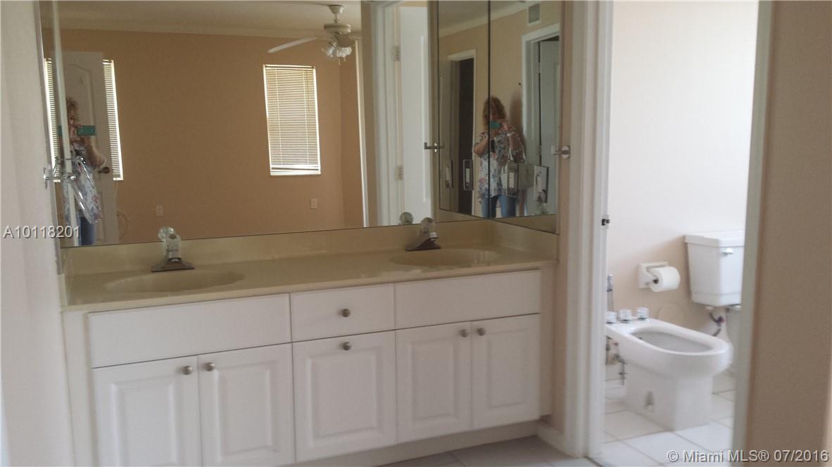 Biltmore Mansions Condo - Residential Lease