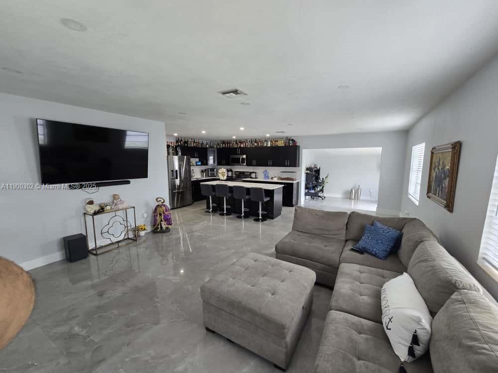 SO MIAMI HEIGHTS ADDN D - Residential