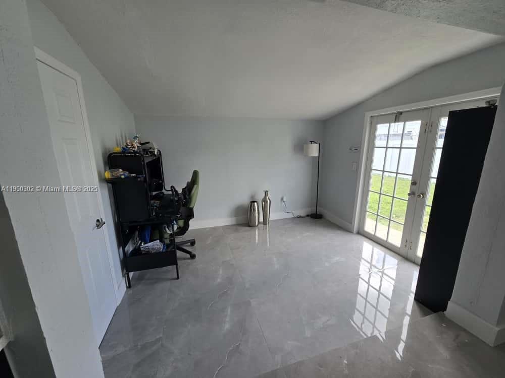 SO MIAMI HEIGHTS ADDN D - Residential