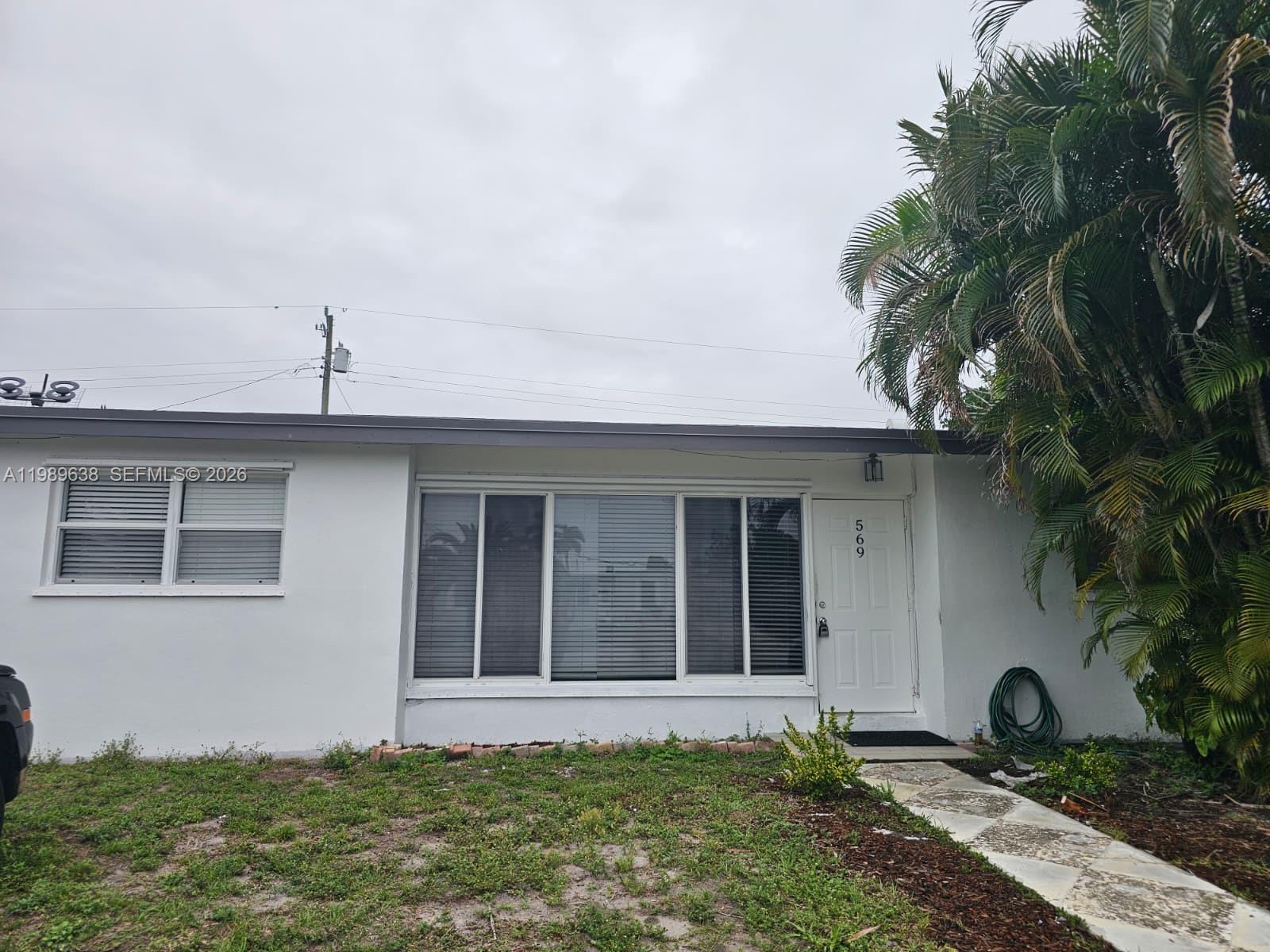 SEMINOLE MANOR 2 - Residential