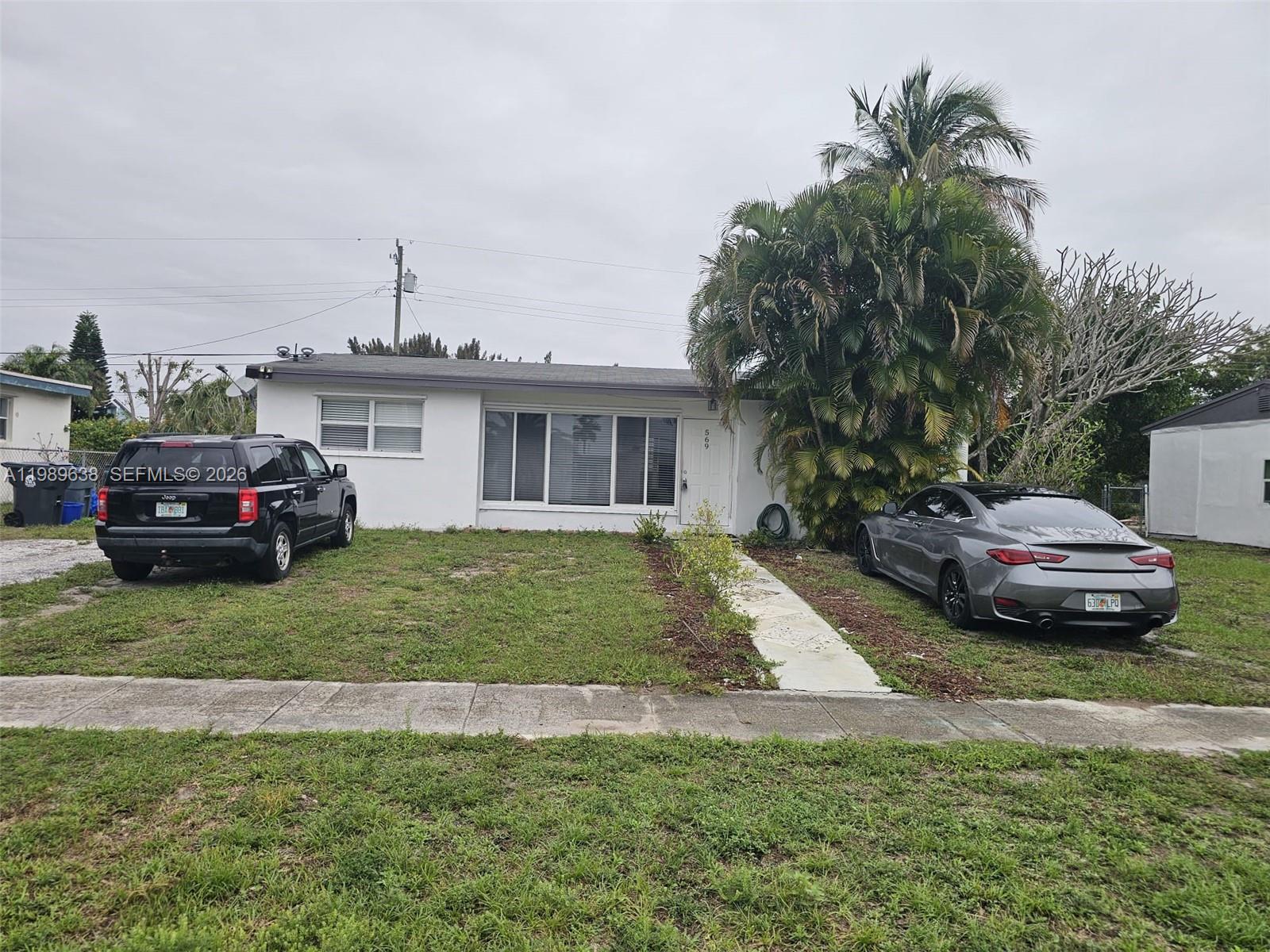 SEMINOLE MANOR 2 - Residential