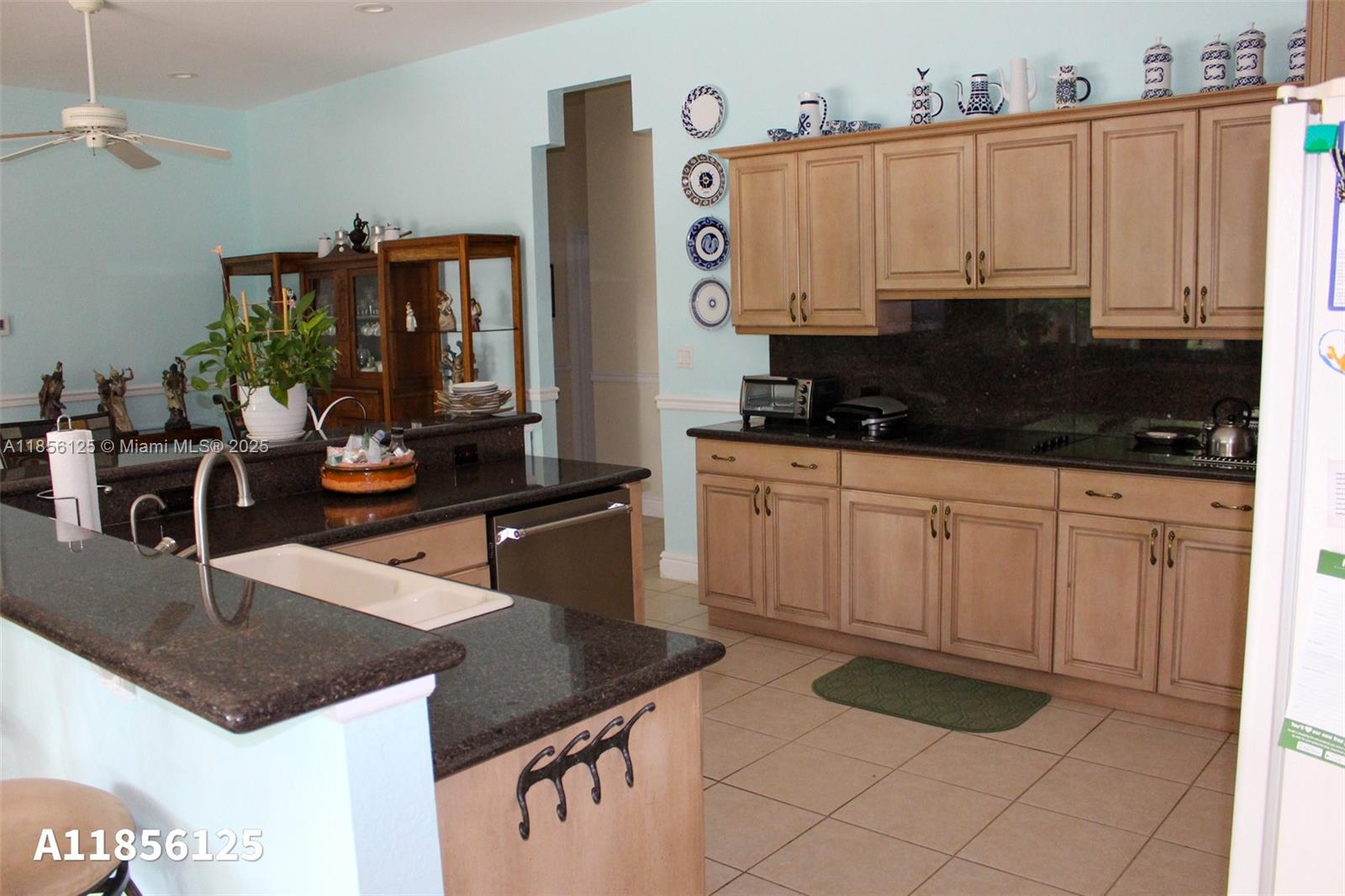 LYCHEE NUT GROVE - Residential