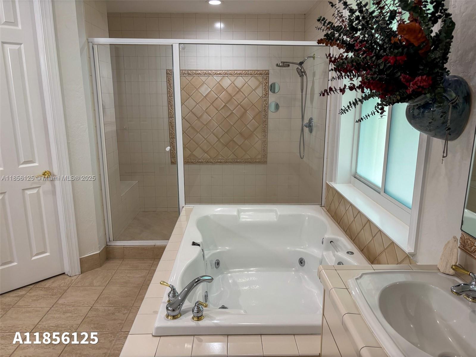 LYCHEE NUT GROVE - Residential