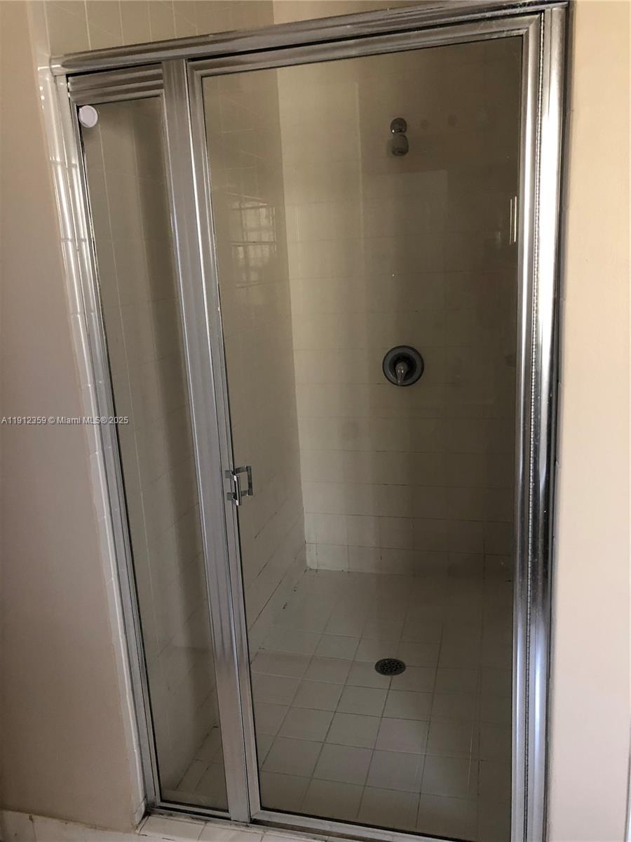 SABLE PALM ESTATES - Residential Lease