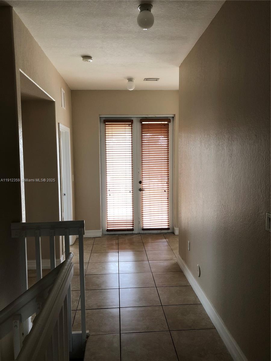 SABLE PALM ESTATES - Residential Lease