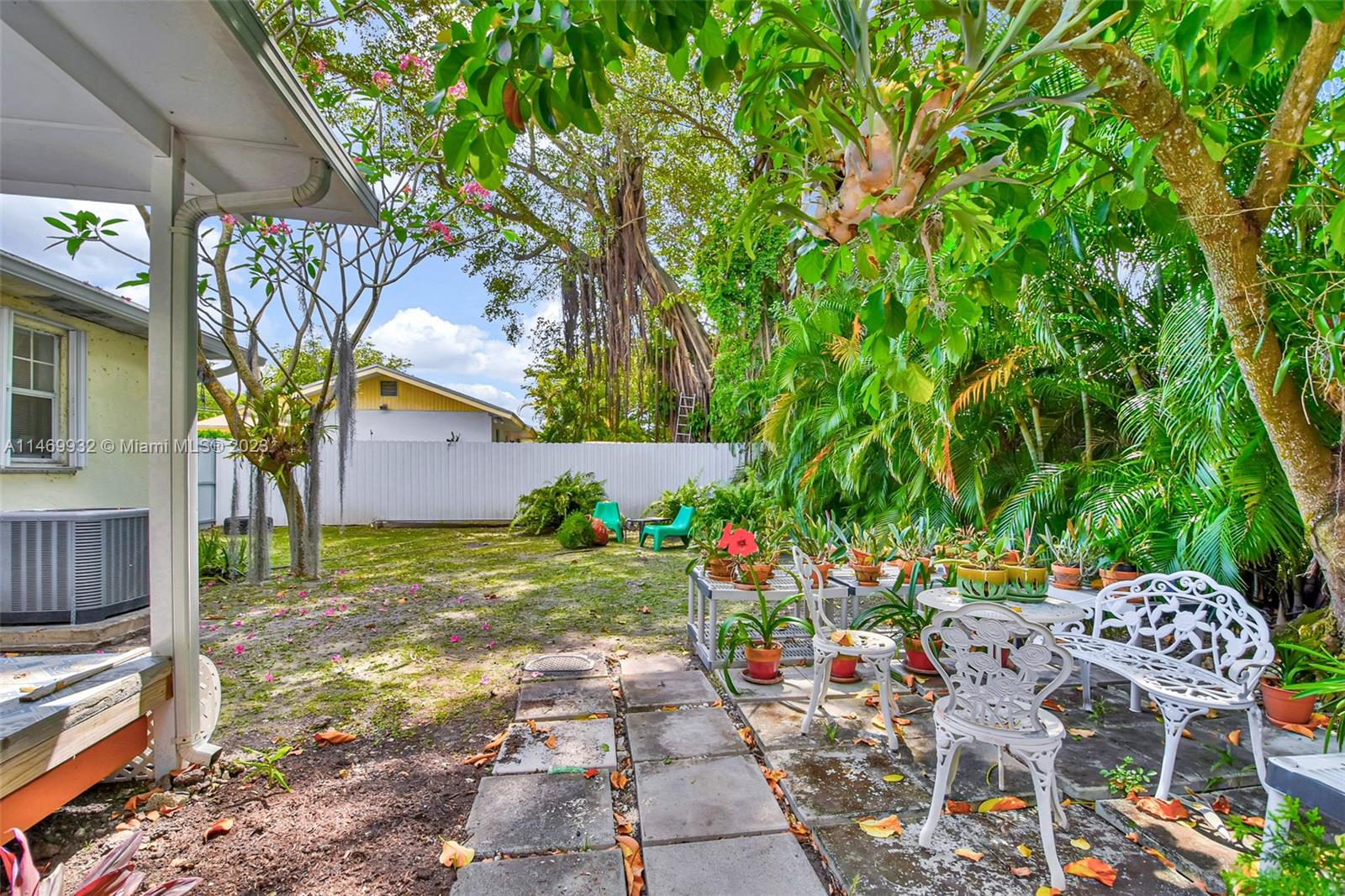 PERCIVAL GARDENS 1ST ADDN - Residential