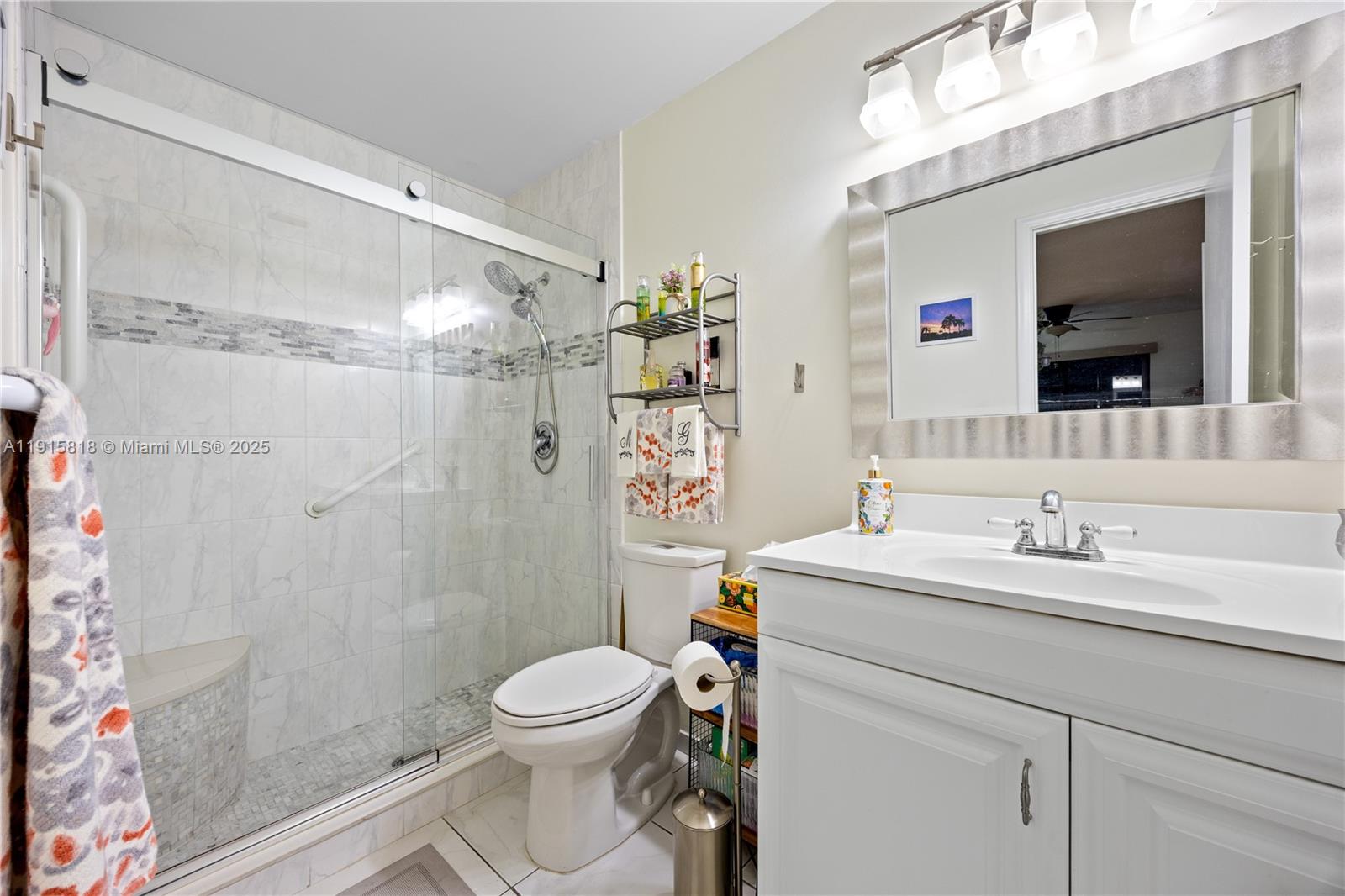 DELRAY VILLAS 3 - Residential