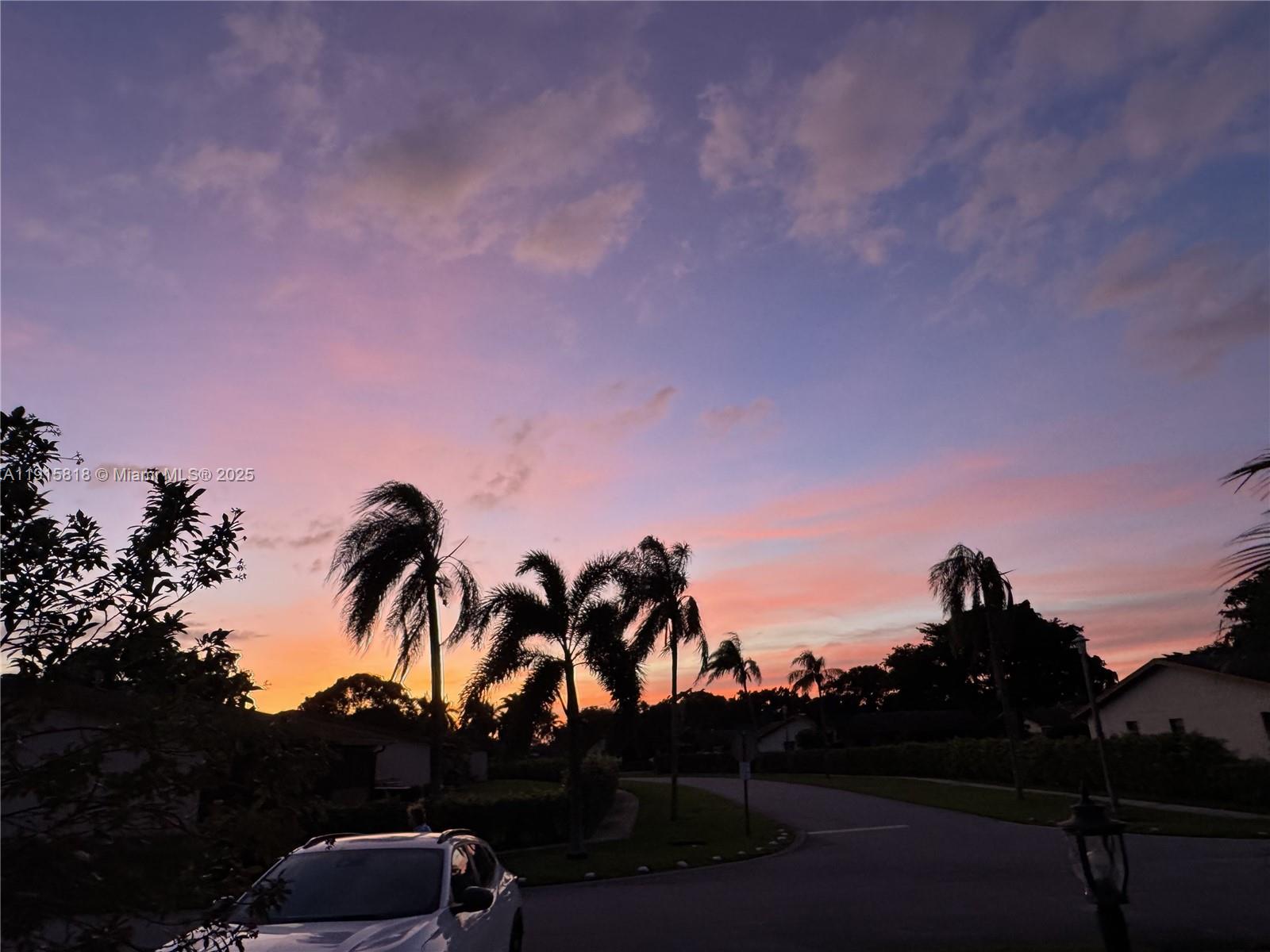 DELRAY VILLAS 3 - Residential