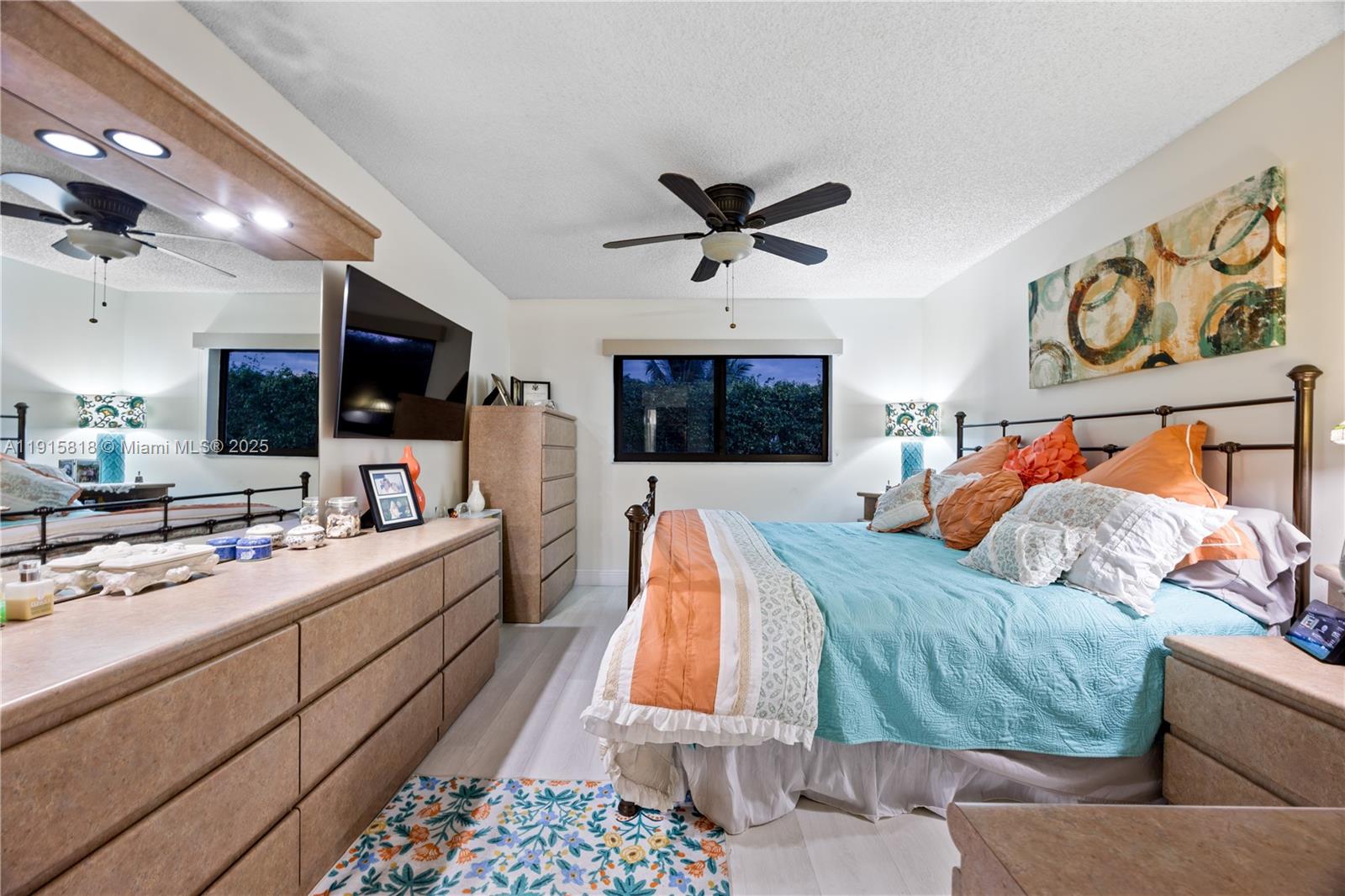 DELRAY VILLAS 3 - Residential