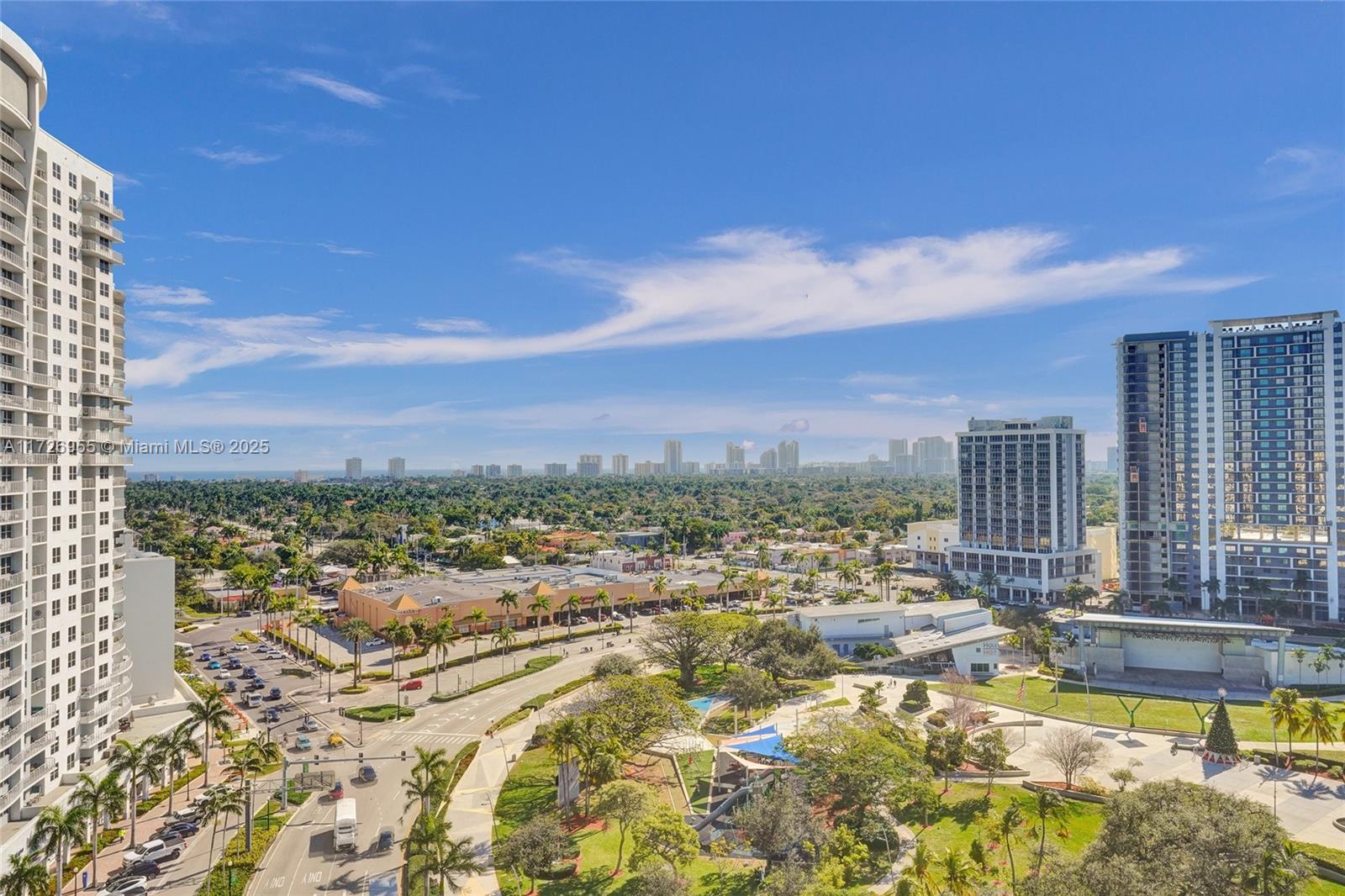 RADIUS CONDO - Residential