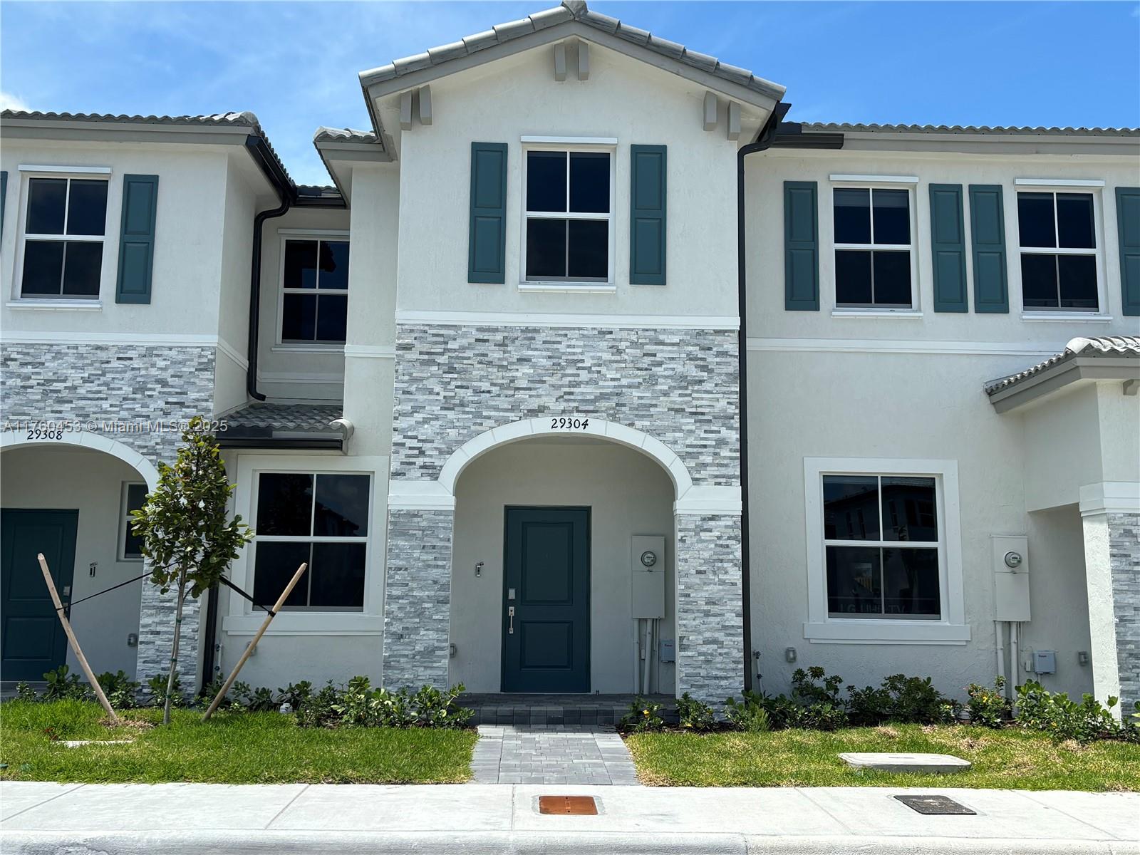 Rental Property at 29304 Sw 163rd Ct, Homestead, Miami-Dade County, Florida - Bedrooms: 3 
Bathrooms: 3  - $2,600 MO.