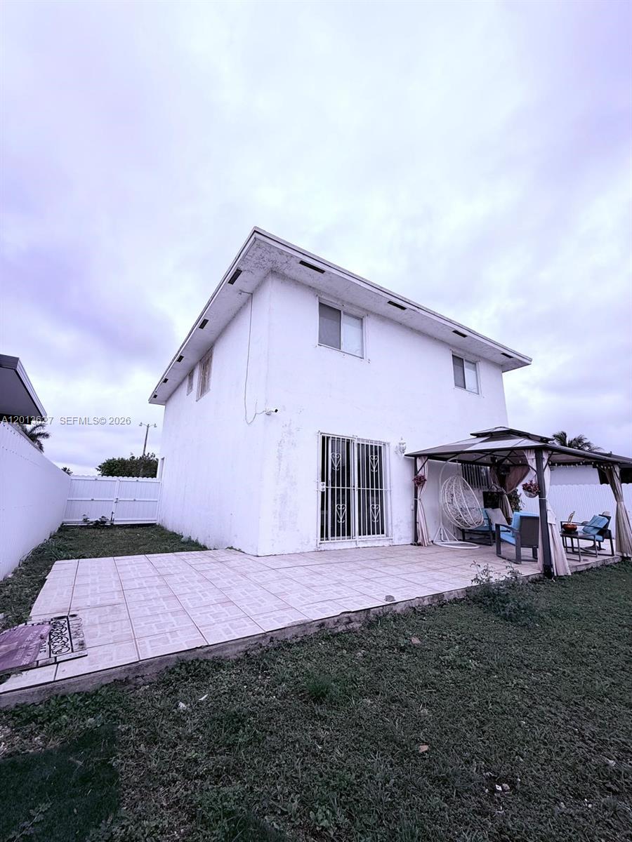 GREENWOOD VILLAS - Residential