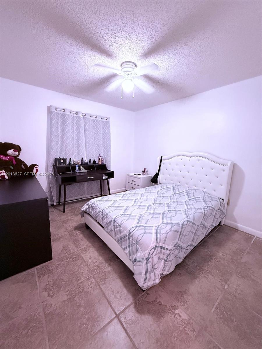 GREENWOOD VILLAS - Residential