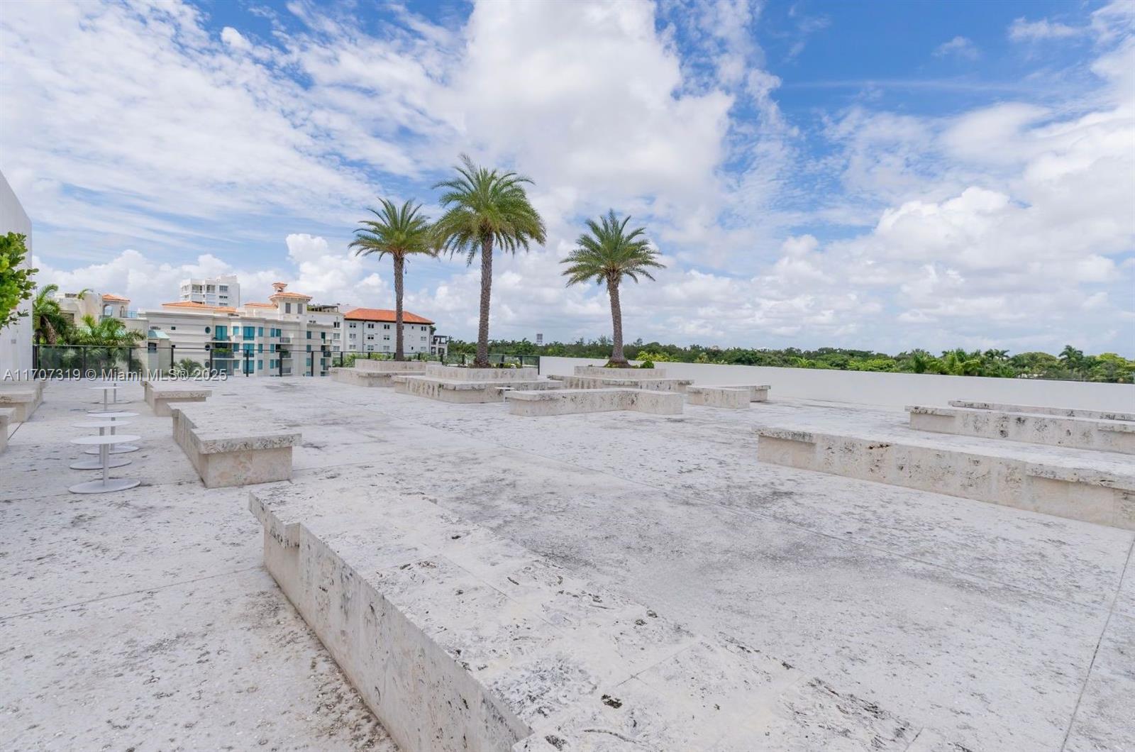 BRICKELLS FLAGLER - Residential