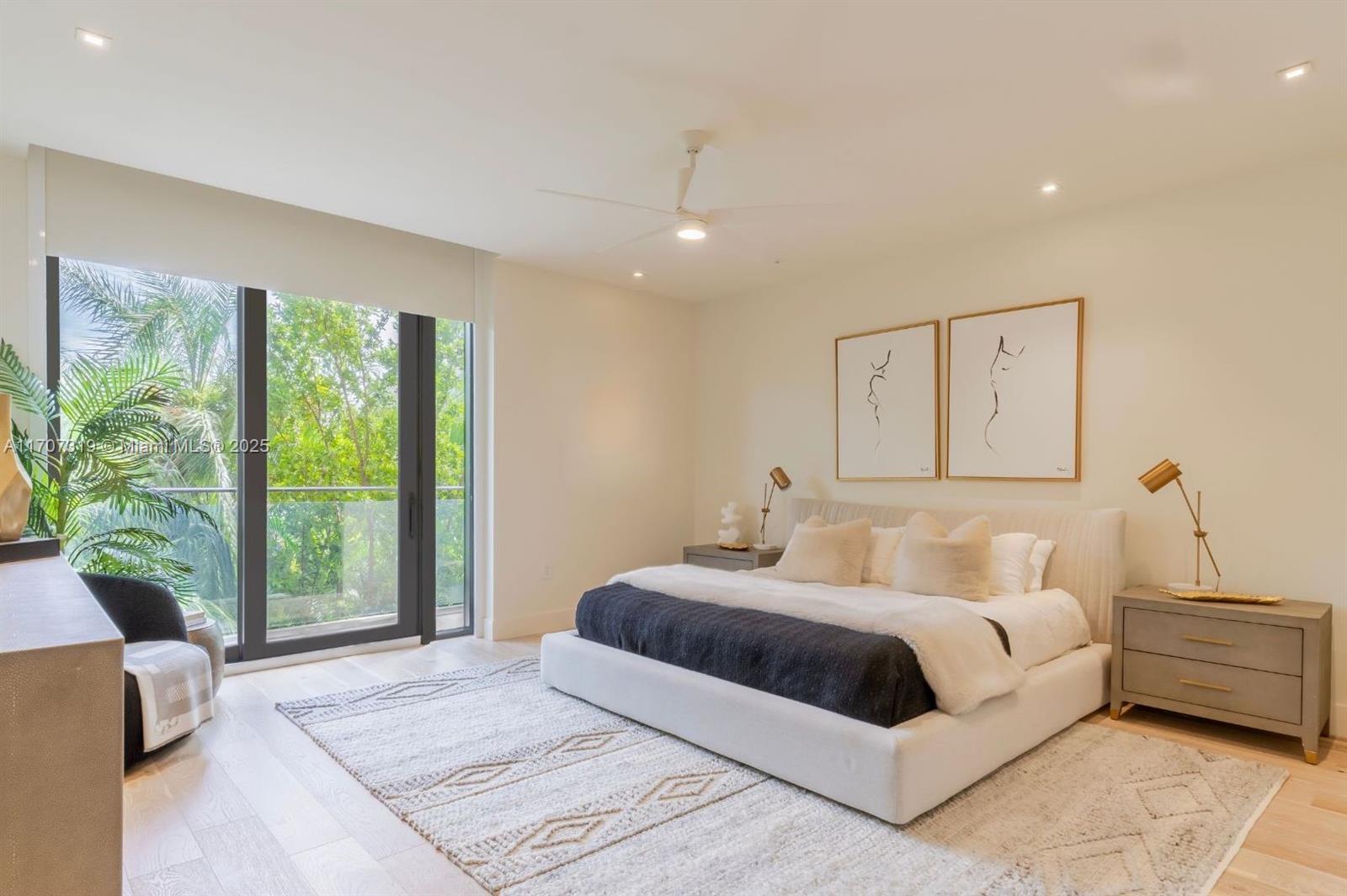 BRICKELLS FLAGLER - Residential