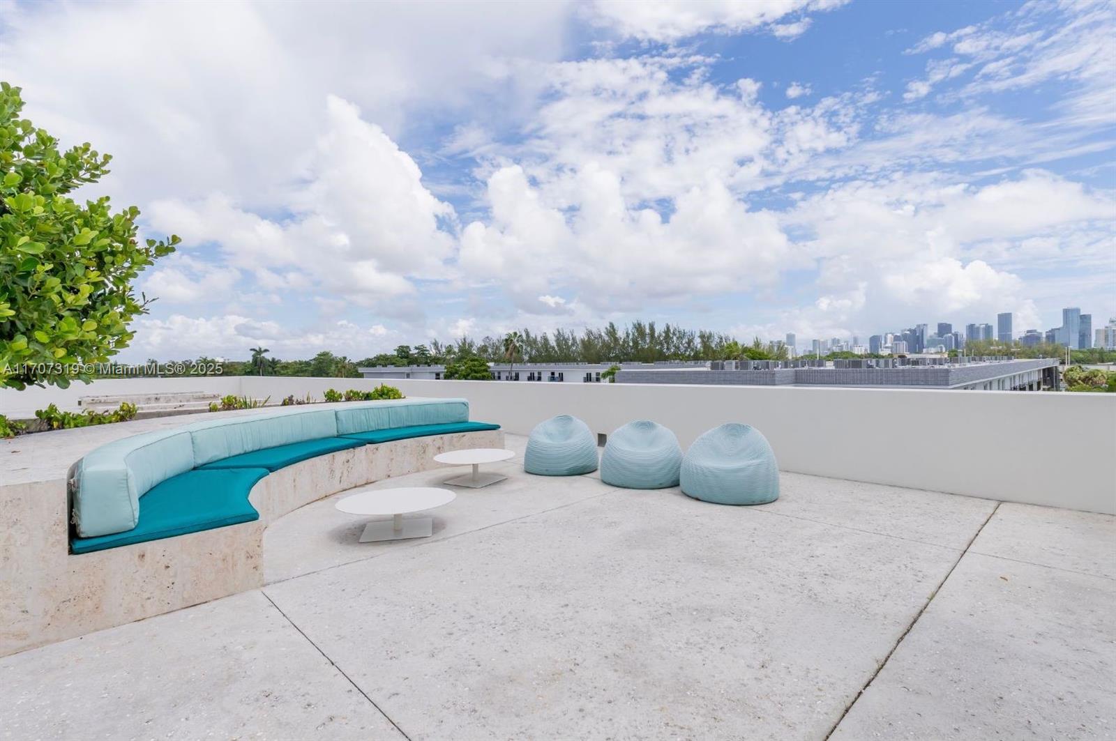 BRICKELLS FLAGLER - Residential