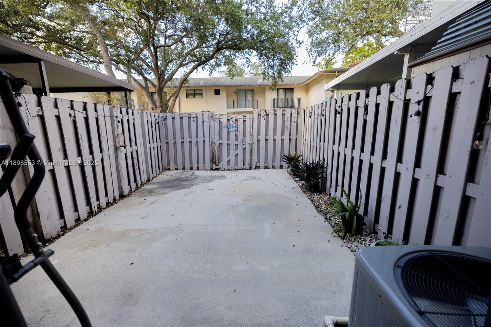 MILLER VILLAS CONDO - Residential