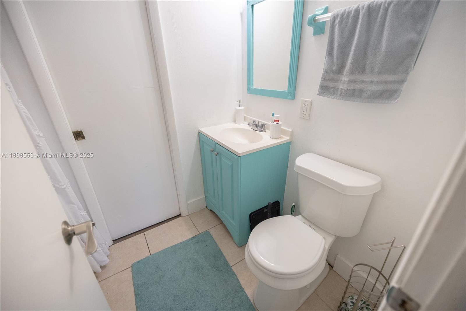 MILLER VILLAS CONDO - Residential