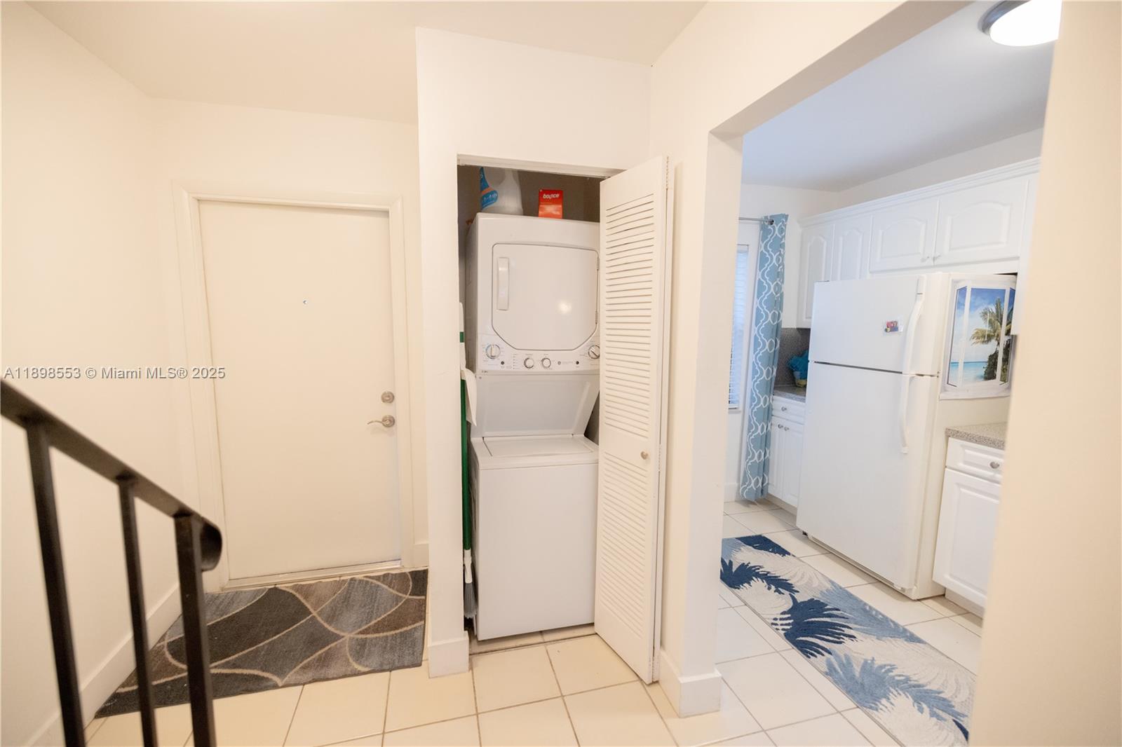 MILLER VILLAS CONDO - Residential