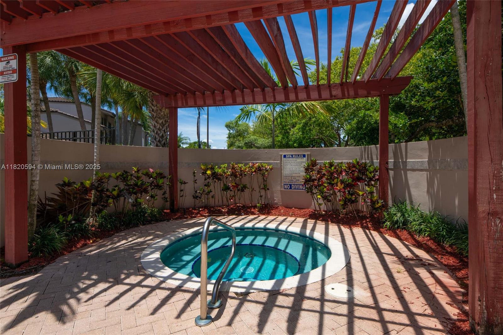 VILLAS DE VENEZIA CONDO - Residential