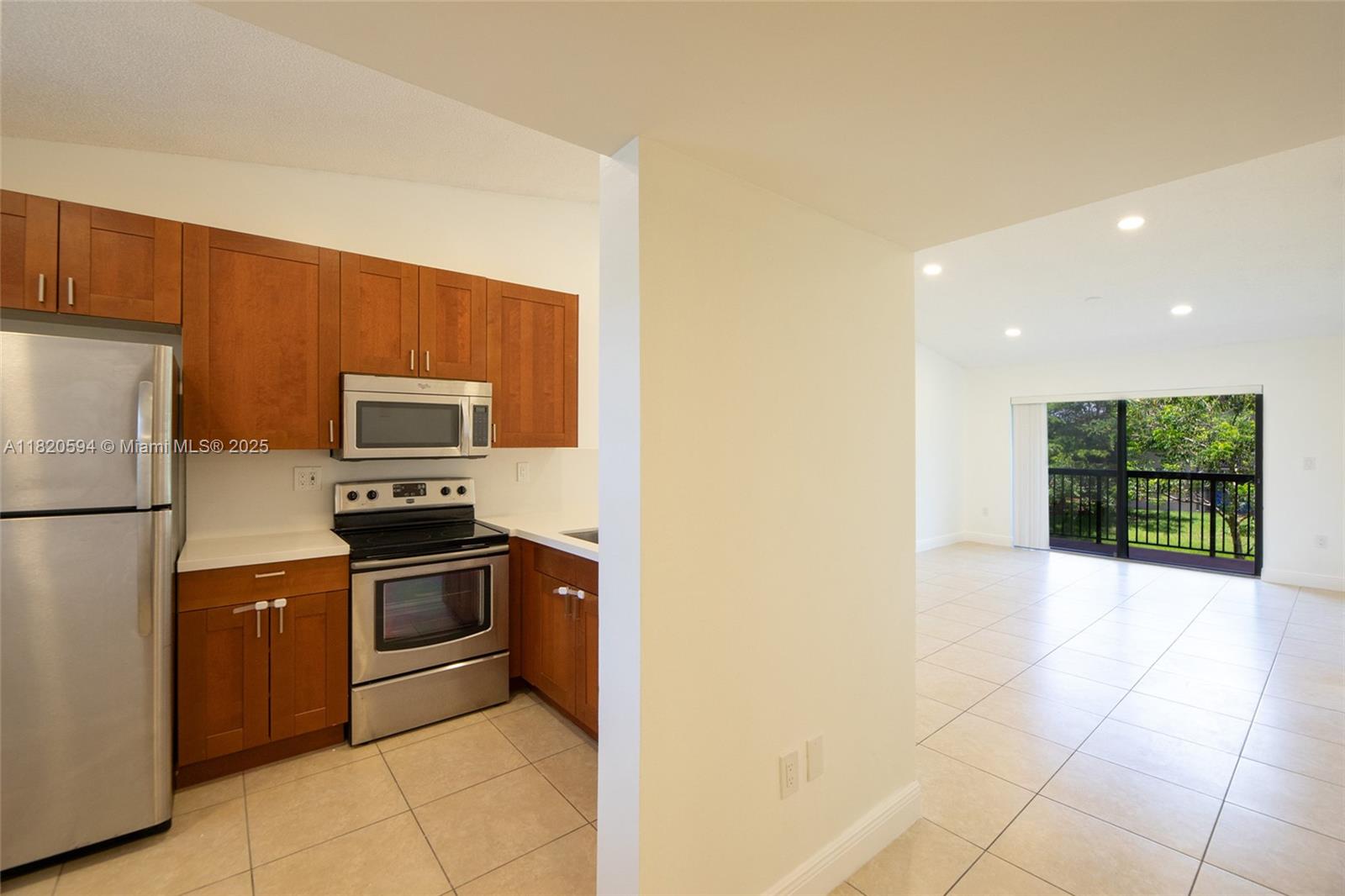 VILLAS DE VENEZIA CONDO - Residential