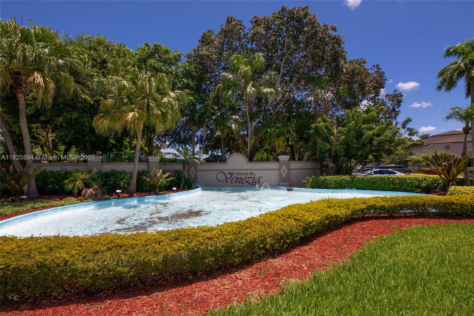 VILLAS DE VENEZIA CONDO - Residential