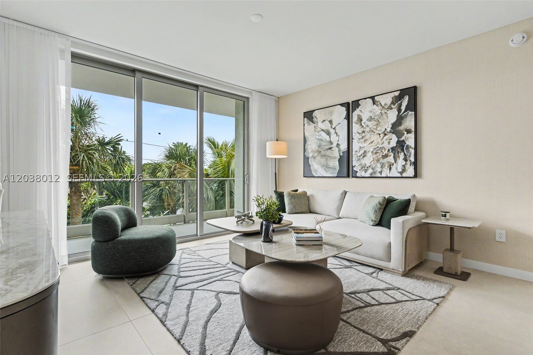 2200 Brickell Ave 219
