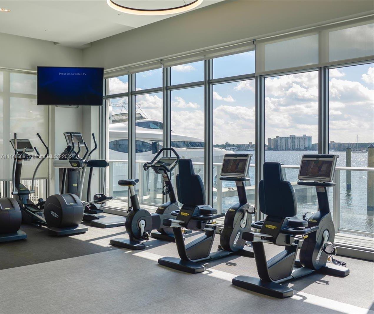 MARINA PALMS RESIDENCES S - Residential Lease