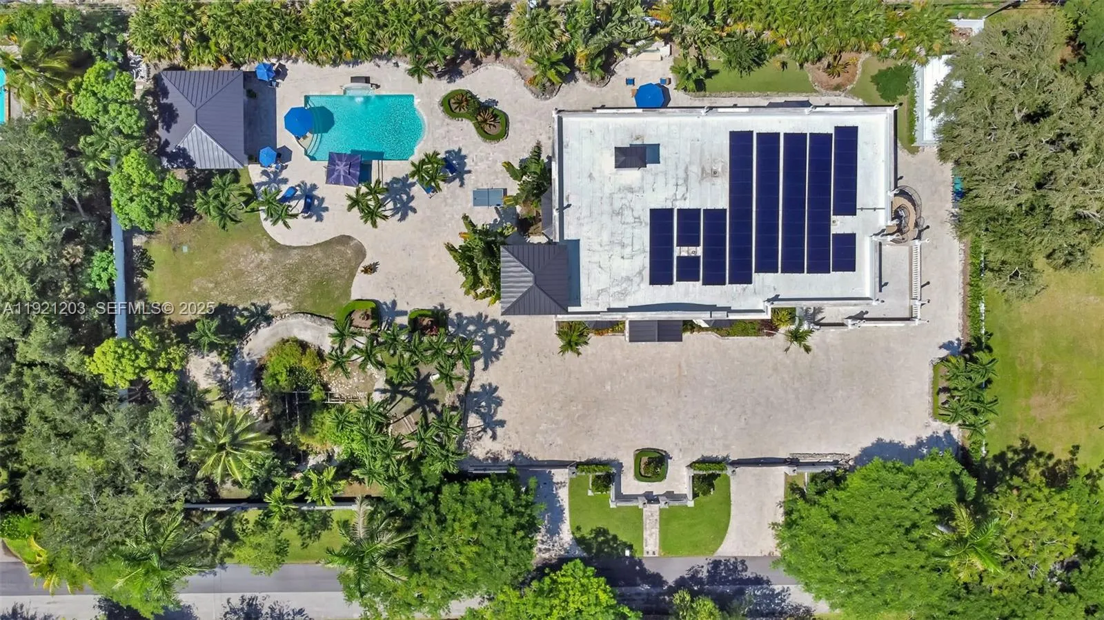 Miami, Florida 33143, United States, 9 Bedrooms Bedrooms, ,9 BathroomsBathrooms,Residential,Active,248959