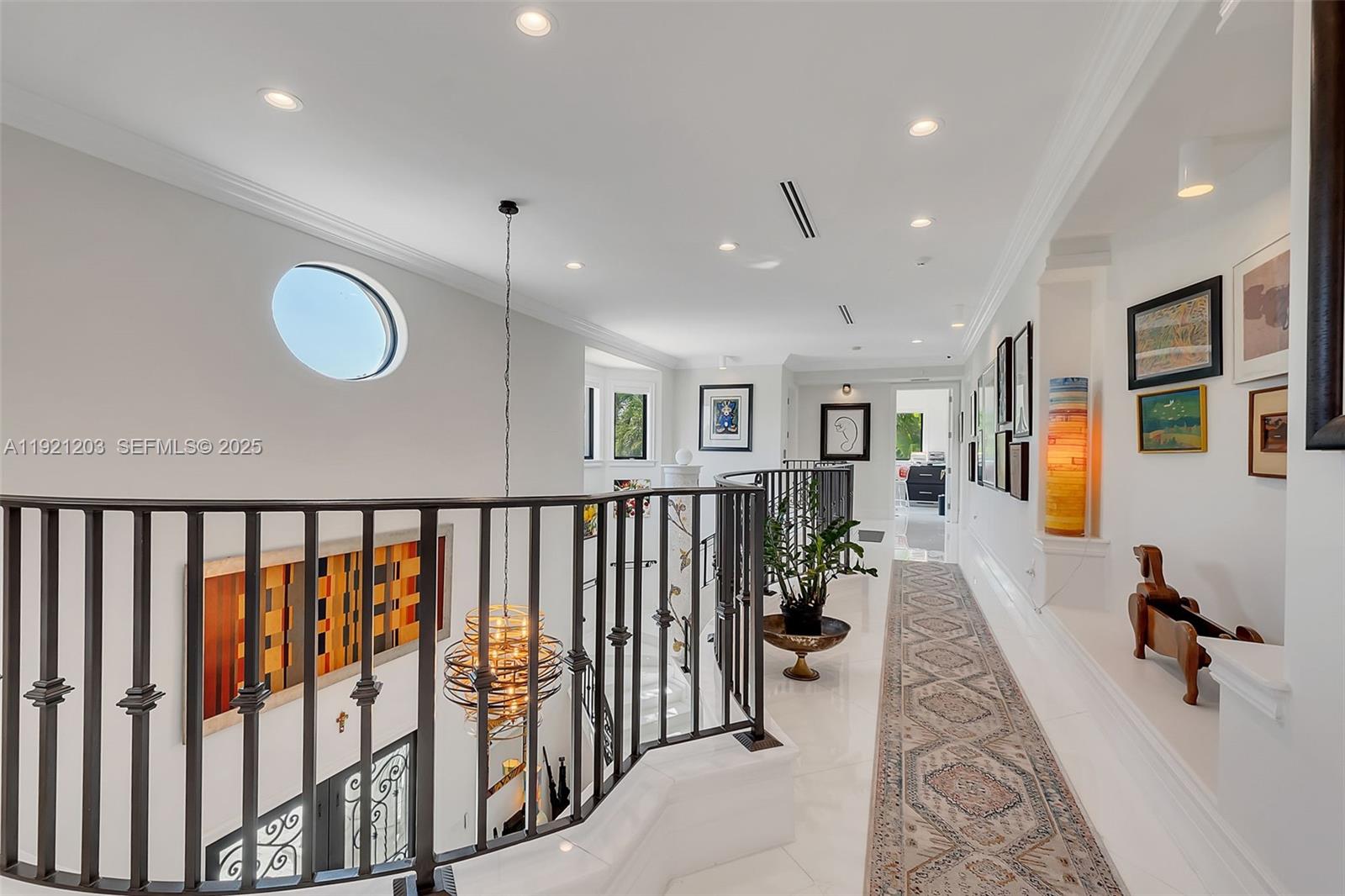 RADCLIFFE MANOR - Residential