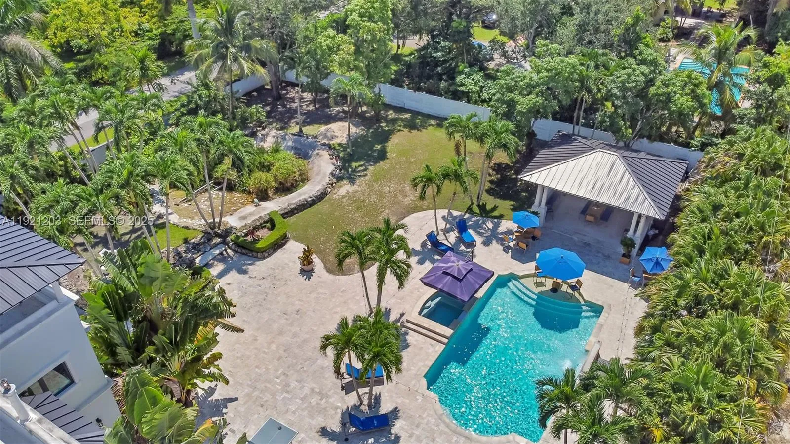 Miami, Florida 33143, United States, 9 Bedrooms Bedrooms, ,9 BathroomsBathrooms,Residential,Active,248959