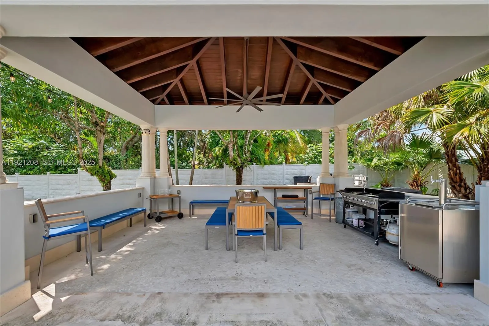 Miami, Florida 33143, United States, 9 Bedrooms Bedrooms, ,9 BathroomsBathrooms,Residential,Active,248959