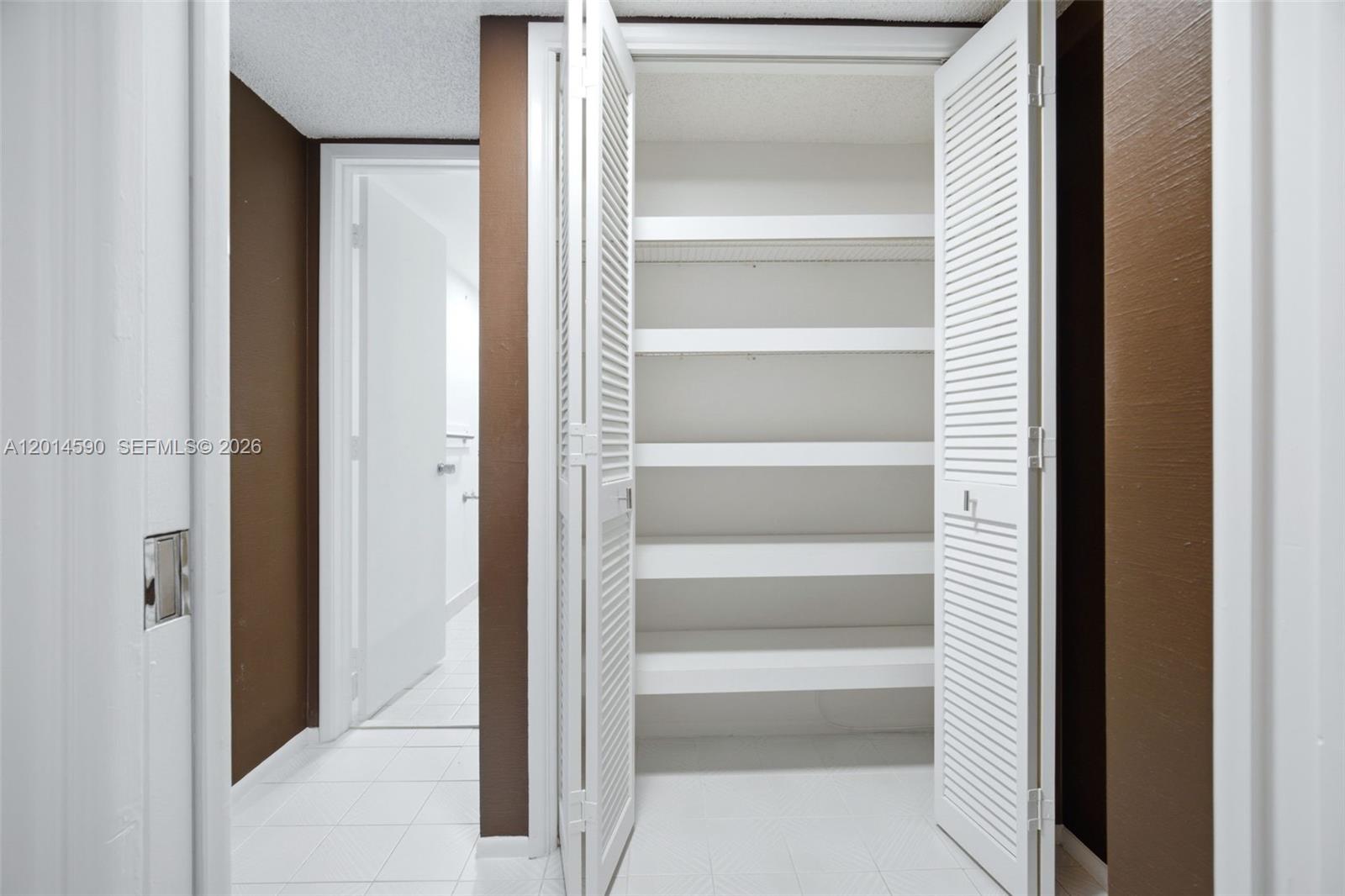 NO 99 PALM-AIRE COUNTRY C - Residential