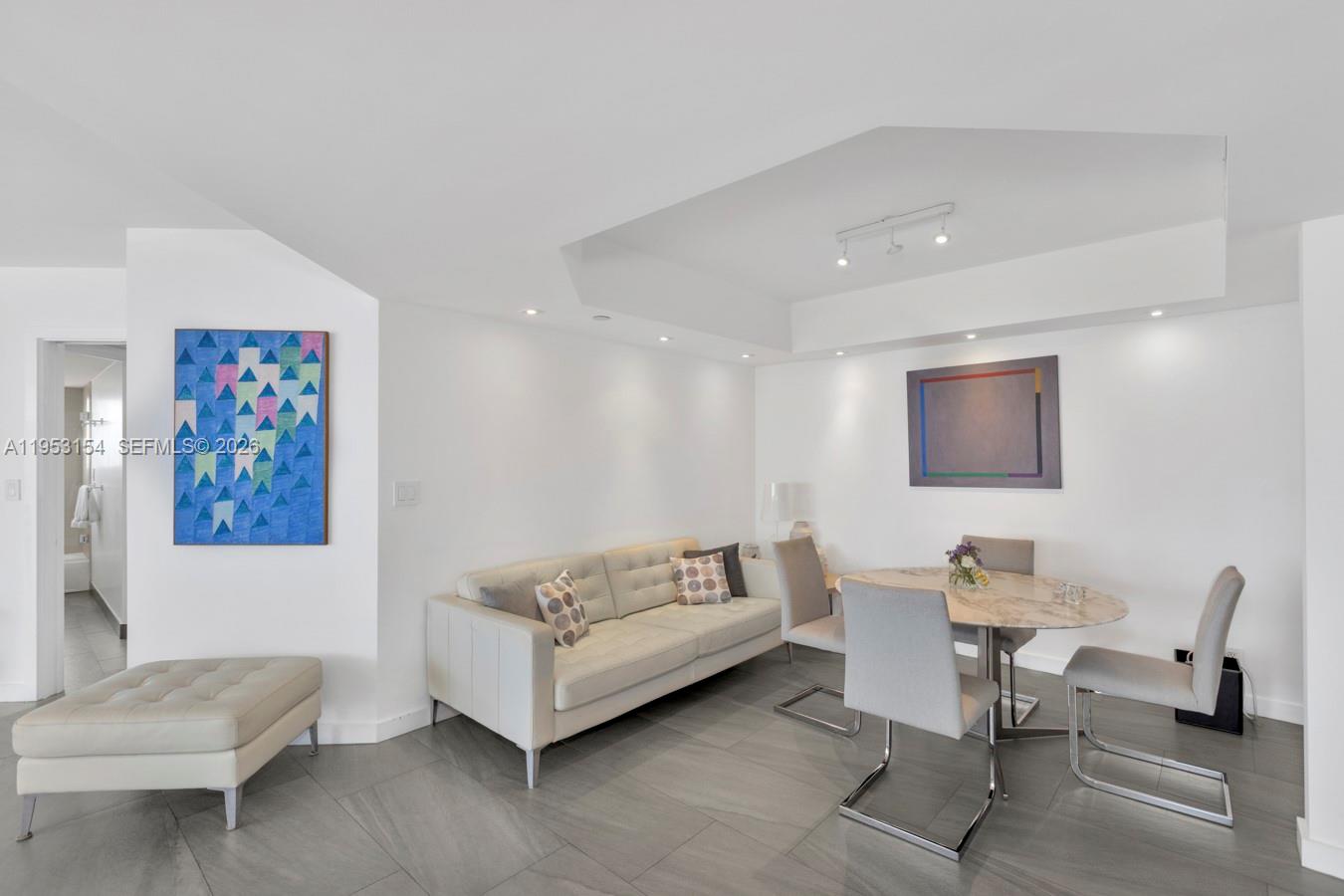 3598 Yacht Club Dr 1403