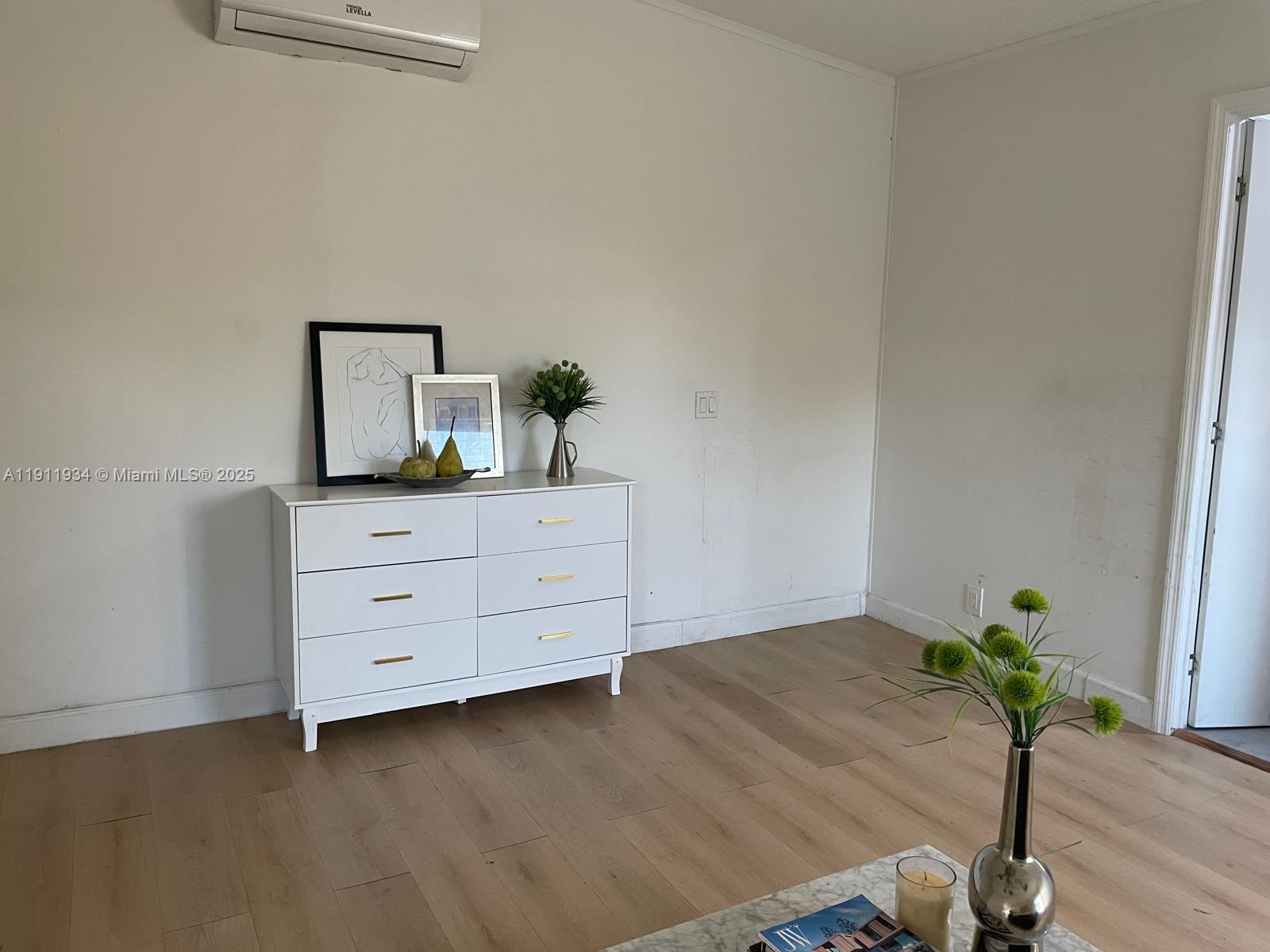 GATEWAY WEST CONDO - Residential Lease