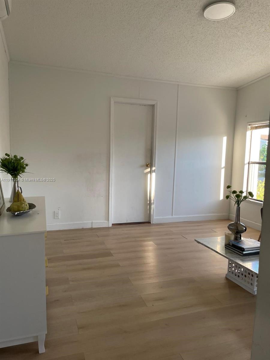 GATEWAY WEST CONDO - Residential Lease