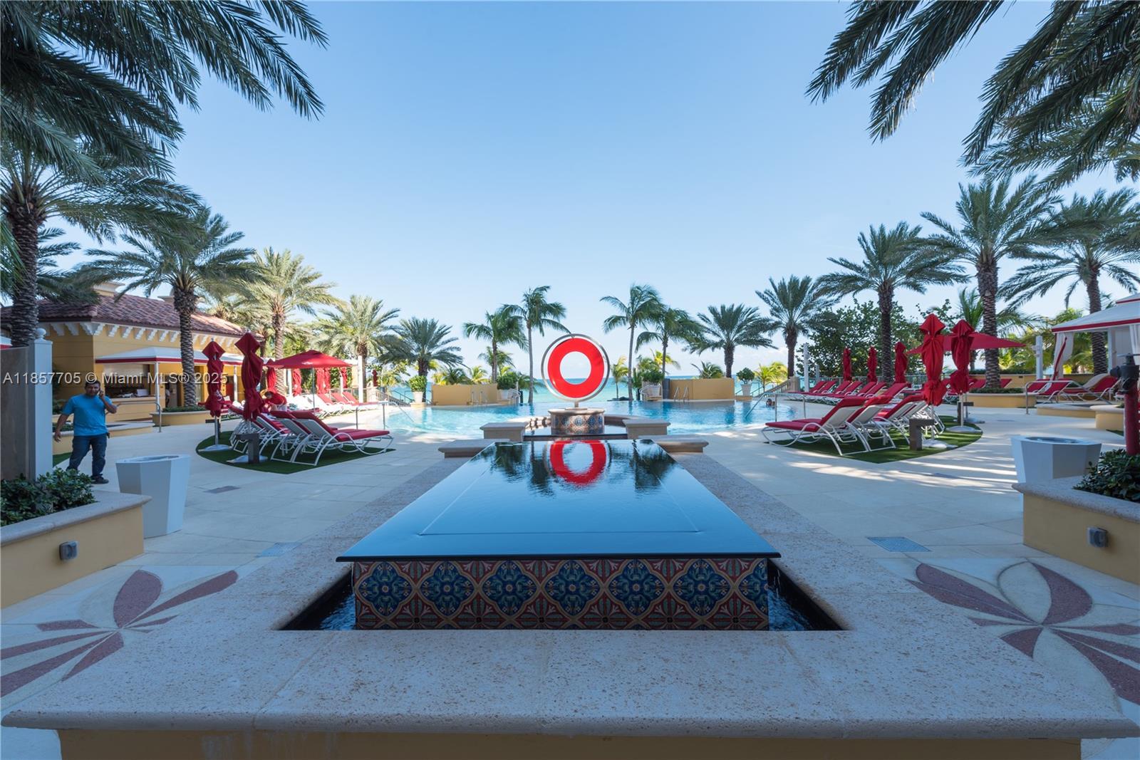 Mansions at Acqualina - Residential